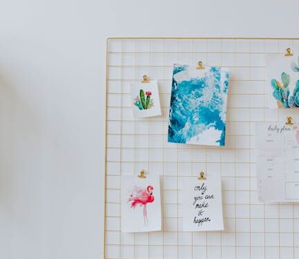 10 Stay Strong Quotes to Uplift You on Tough Days