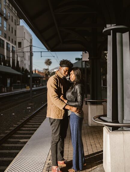 10 Heartwarming Love Quotes to Make Her Smile Every Day