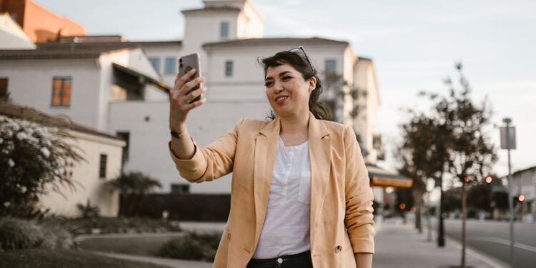 20 Short Love Quotes to Elevate Your Romance