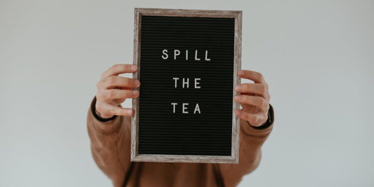 10 Short Witty Quotes to Boost Your Mood Instantly