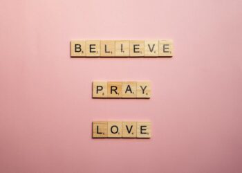 10 Inspiring Quotes for Spiritual Growth That Will Enlighten Your Journey