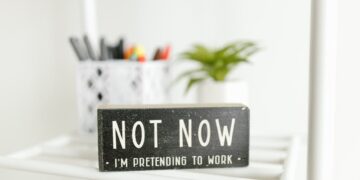 20 Funny Motivational Quotes to Keep You Smiling Through Challenges